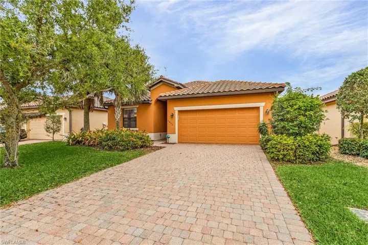 2852  Via Piazza  LOOP, Fort Myers, FL 33905