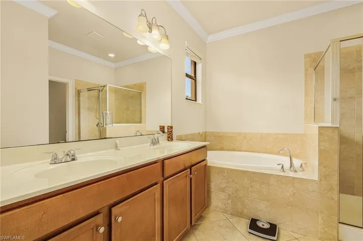 2852  Via Piazza  LOOP, Fort Myers, FL 33905