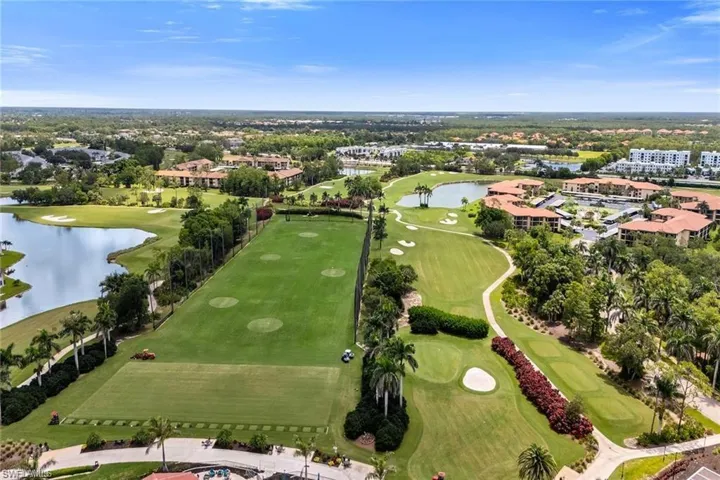 7360  Glenmoor  LN, Naples, FL 34104