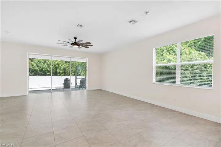2955  Pine Tree  DR, Naples, FL 34112