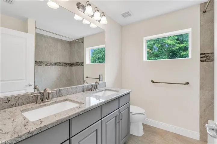 2955  Pine Tree  DR, Naples, FL 34112