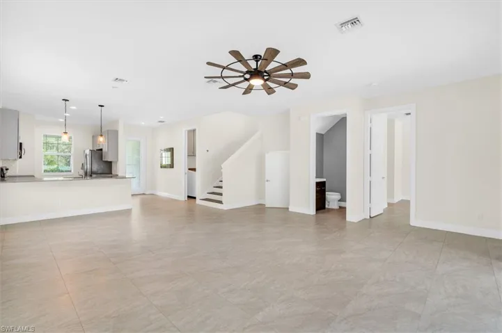 2955  Pine Tree  DR, Naples, FL 34112