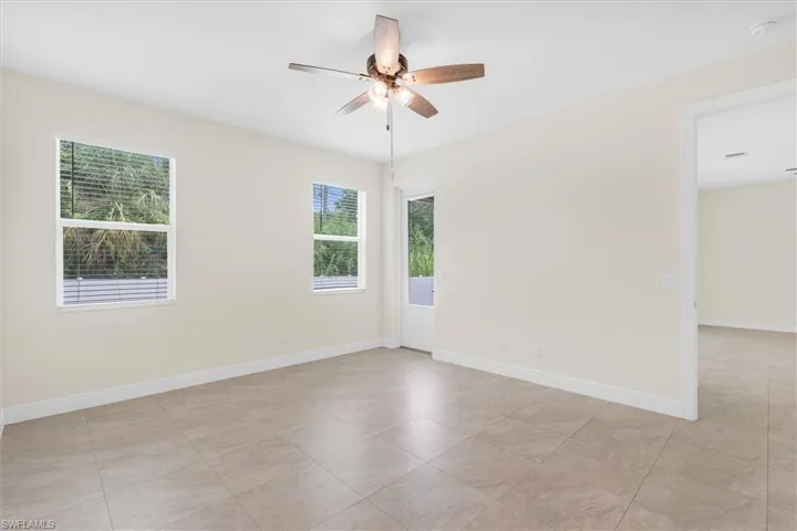 2955  Pine Tree  DR, Naples, FL 34112
