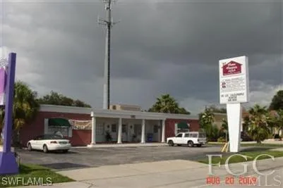 1415 Colonial Blvd 2, Fort Myers, Florida 33907