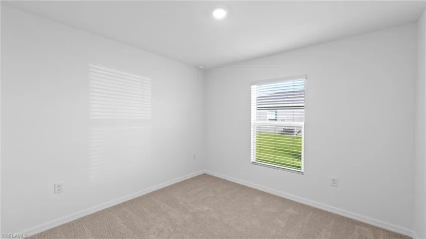 515  Redwood S AVE, Lehigh Acres, FL 33974