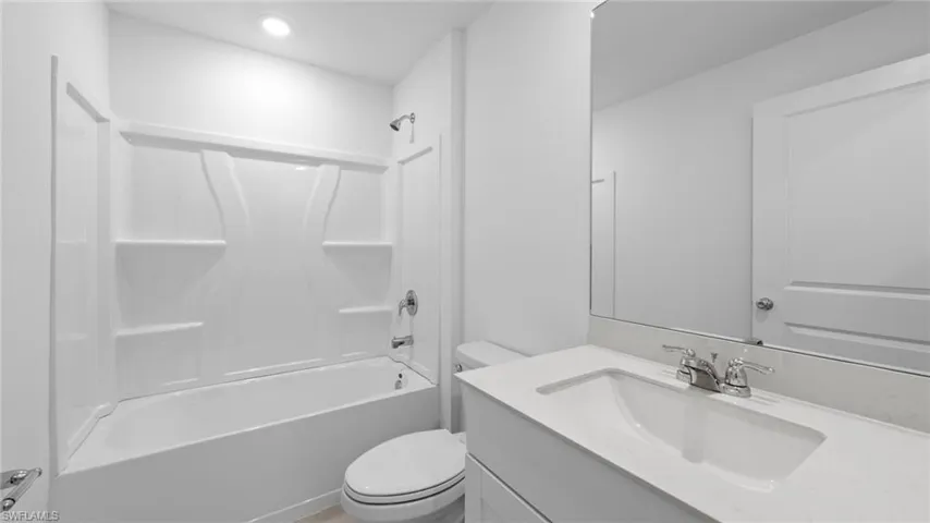 515  Redwood S AVE, Lehigh Acres, FL 33974