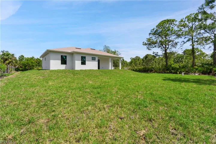 2903 37th St W, Lehigh Acres, Florida 33971