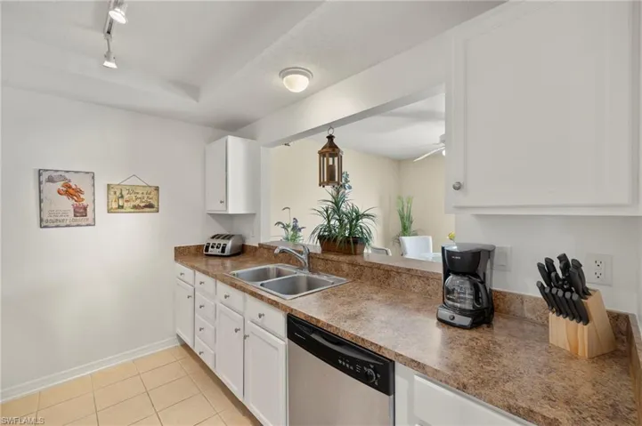 3330 N Key Dr 6, North Fort Myers, Florida 33903