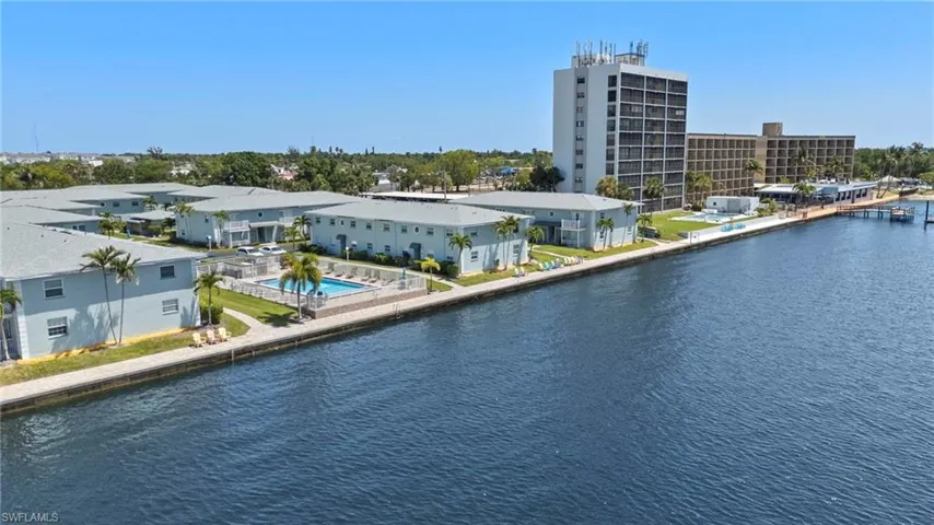 3330 N Key Dr 6, North Fort Myers, Florida 33903