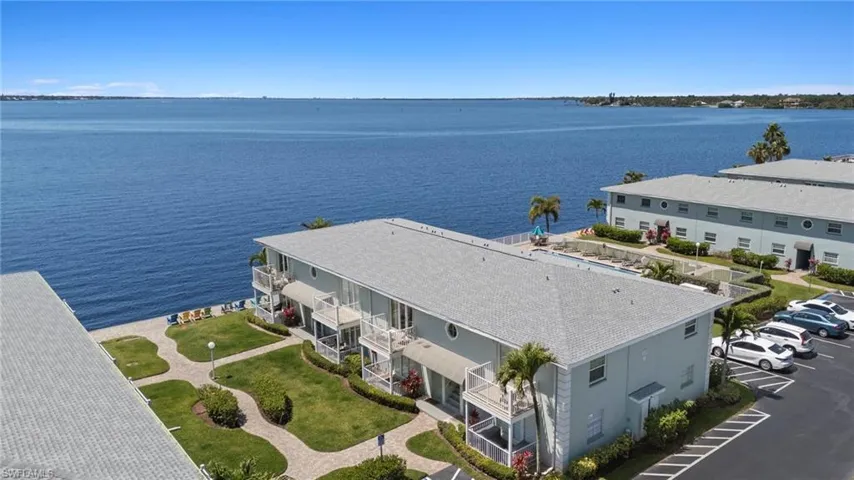 3330 N Key Dr 6, North Fort Myers, Florida 33903