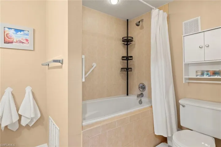 3330 N Key Dr 6, North Fort Myers, Florida 33903