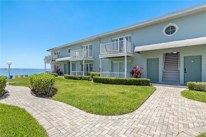 3330 N Key Dr 6, North Fort Myers, Florida 33903