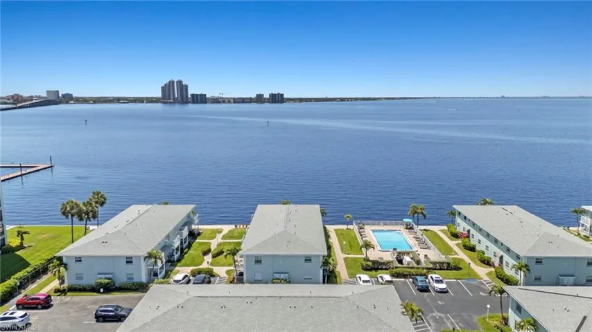 3330 N Key Dr 6, North Fort Myers, Florida 33903