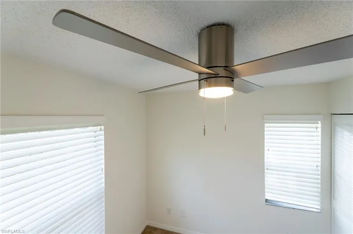 Modern ceiling fan with integrated lighting