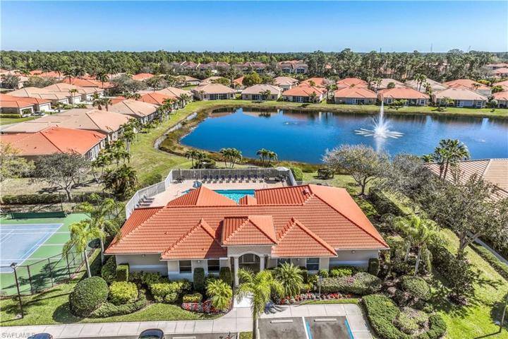 7850  Sanctuary  CIR, Naples, FL 34104