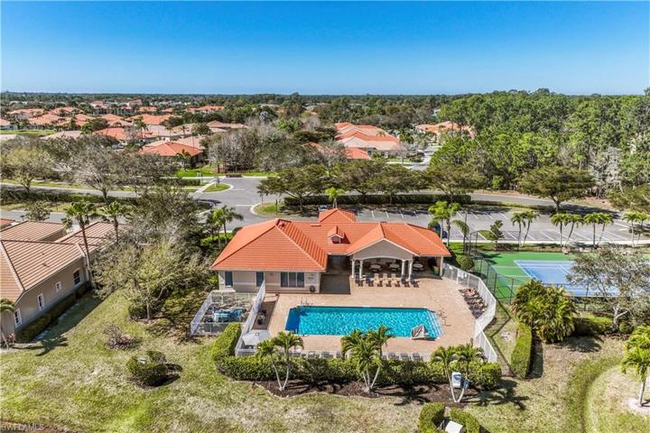 7850  Sanctuary  CIR, Naples, FL 34104