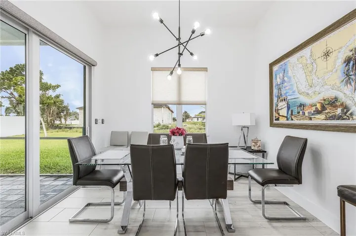 300 Chiquita Blvd N, Cape Coral, Florida 33993