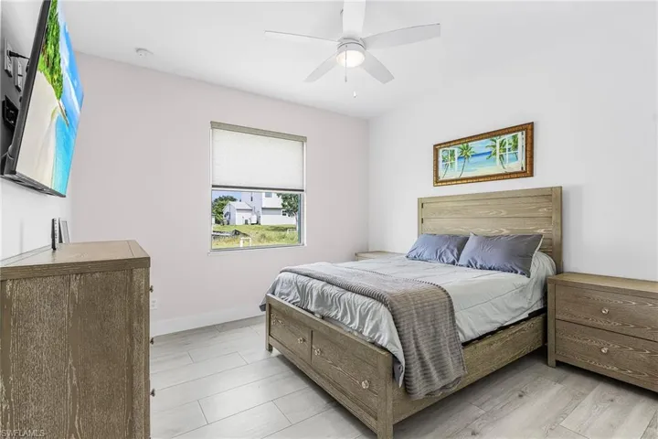300 Chiquita Blvd N, Cape Coral, Florida 33993