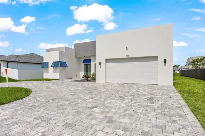 300 Chiquita Blvd N, Cape Coral, Florida 33993