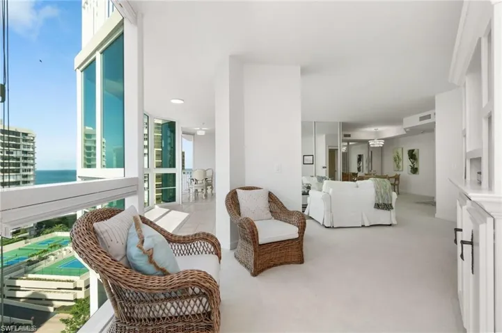 4255  Gulf Shore N BLVD, Naples, FL 34103