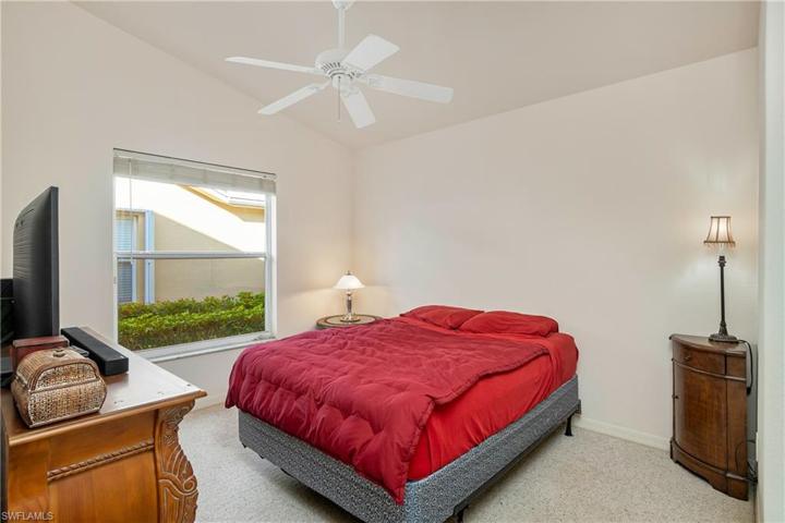 Guest bedroom #1