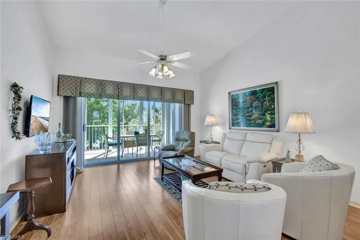 1006  Mainsail  DR, Naples, FL 34114