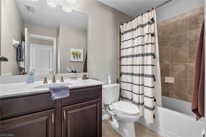 3892 Tilbor CIR, FORT MYERS FL 33916