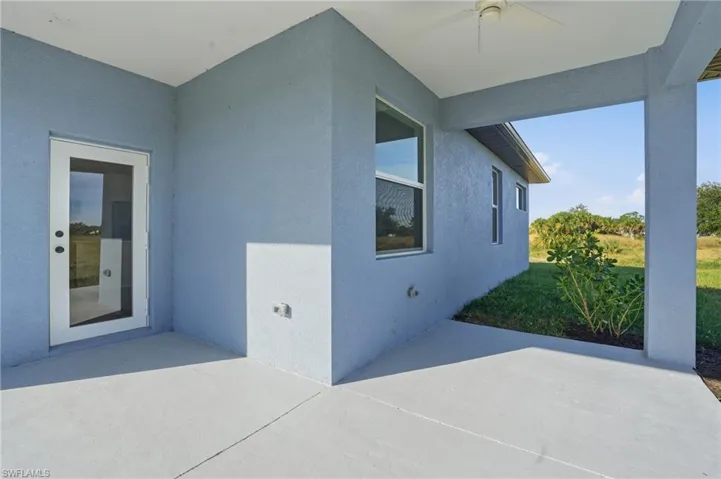 8002  Mill  CT, Labelle, FL 33935