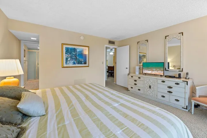 3 Bluebill Ave # 303, Naples Fl 34108