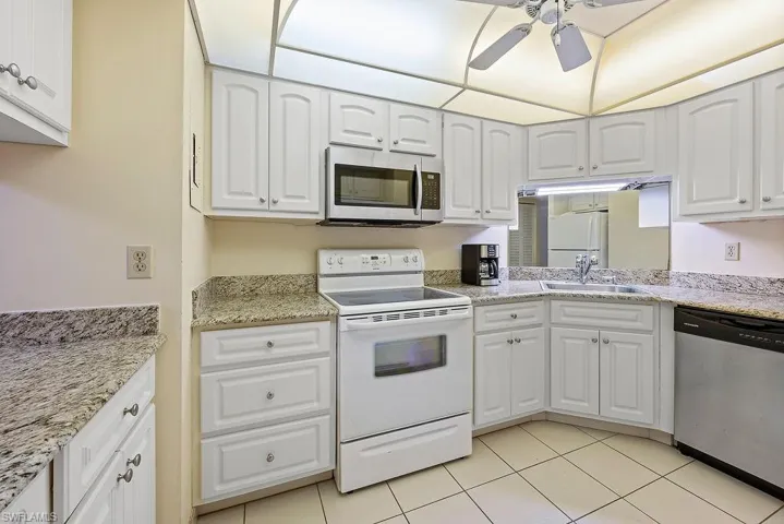 3 Bluebill Ave # 303, Naples Fl 34108