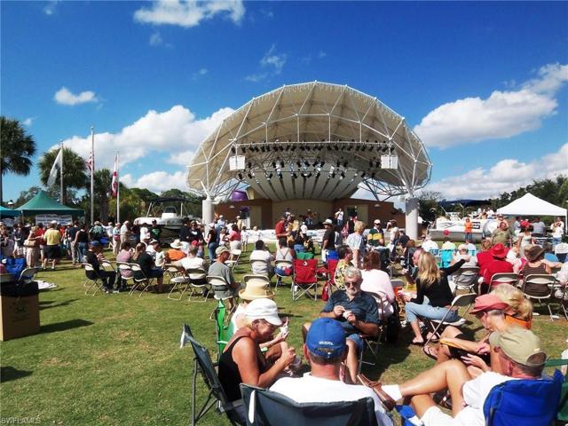 Close to Downtown Riverside Park Festivals