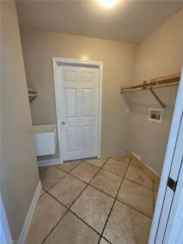 820 Rue Labeau Cir, Fort Myers, Florida 33913