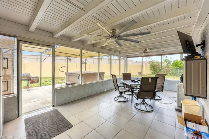 5996  Poetry  CT, North Fort Myers, FL 33903