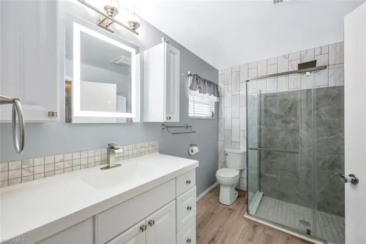 5996  Poetry  CT, North Fort Myers, FL 33903