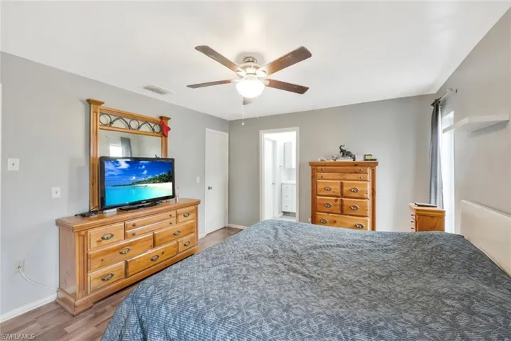 5996  Poetry  CT, North Fort Myers, FL 33903