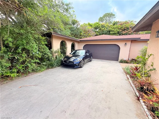 3661 11th Ave Sw, Naples, Florida 34117