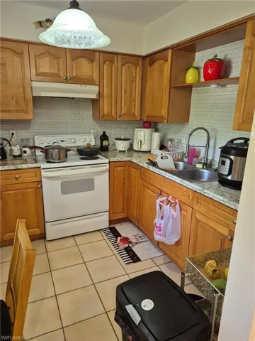 3661 11th Ave Sw, Naples, Florida 34117