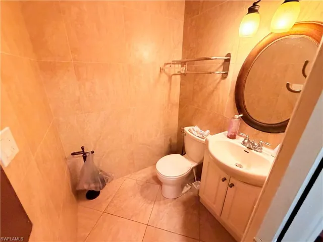 3661 11th Ave Sw, Naples, Florida 34117