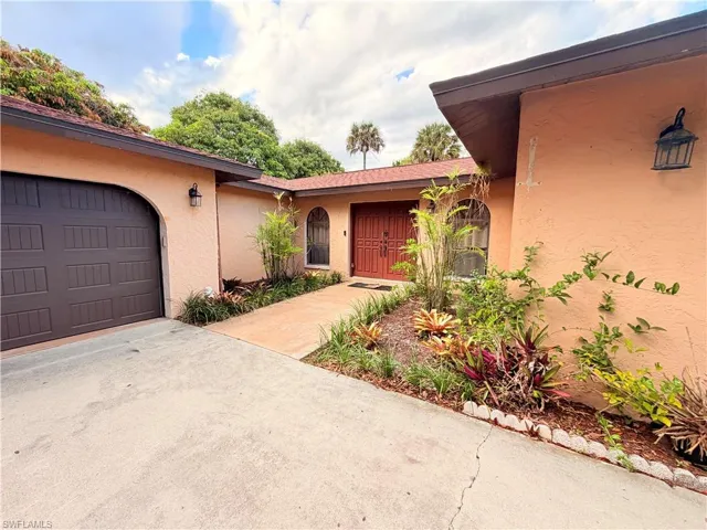 3661 11th Ave Sw, Naples, Florida 34117