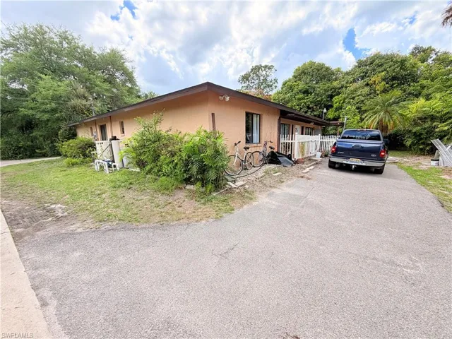 3661 11th Ave Sw, Naples, Florida 34117