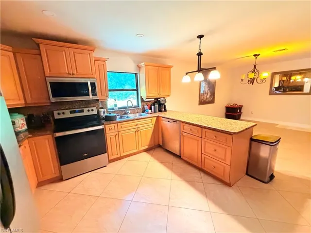 3661 11th Ave Sw, Naples, Florida 34117