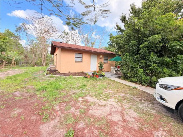 3661 11th Ave Sw, Naples, Florida 34117