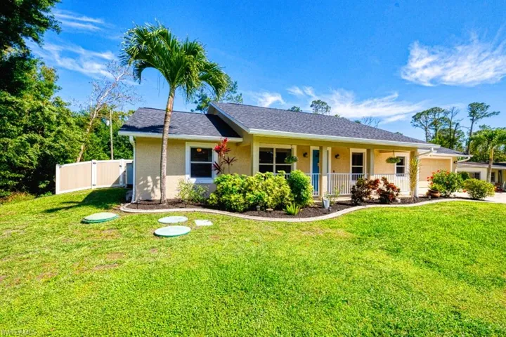 20328  Dalewood  RD, North Fort Myers, FL 33917
