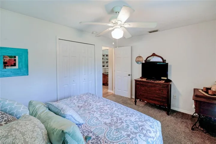 20328  Dalewood  RD, North Fort Myers, FL 33917