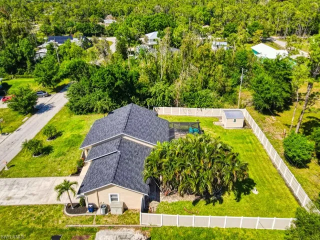 20328  Dalewood  RD, North Fort Myers, FL 33917