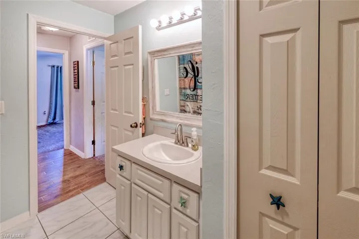 20328  Dalewood  RD, North Fort Myers, FL 33917