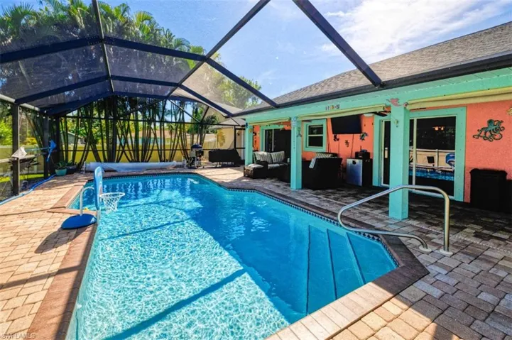 20328  Dalewood  RD, North Fort Myers, FL 33917