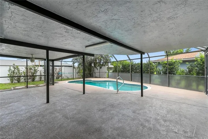 1468  Carmelle  DR, Fort Myers, FL 33919