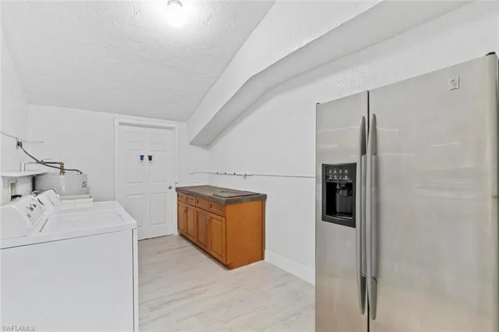 1468  Carmelle  DR, Fort Myers, FL 33919