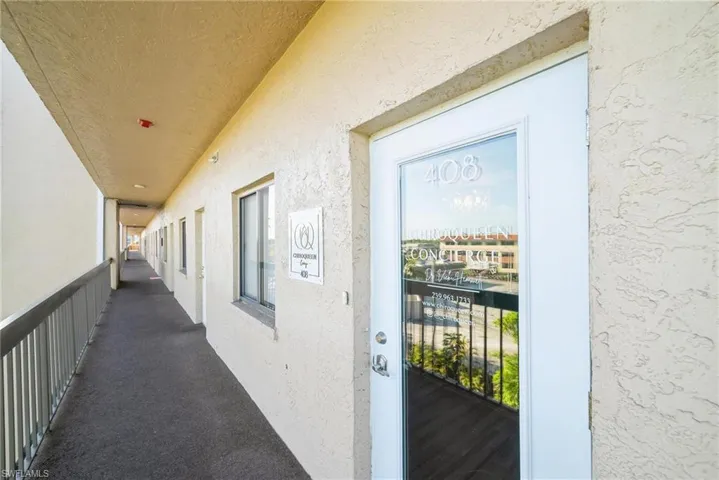 2335  Tamiami N TRL, Naples, FL 34103